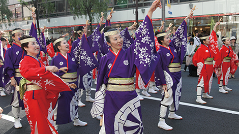 伝統舞踊広場