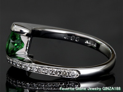 Tsavorite (Green Grossular Garnet)  0.95ct Ring