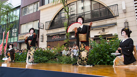 Shimbashi Geisha Azuma Odori